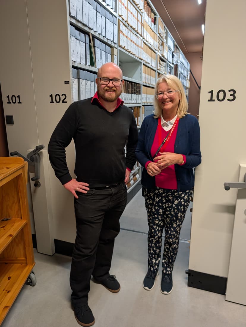 Christoffer Biong, seniorrådgiver ved FFO Innlandet og Cæcilie Stang, førstearkivar ved Nasjonalarkivet på historiesenteret ved Domkirkeodden på Hamar.