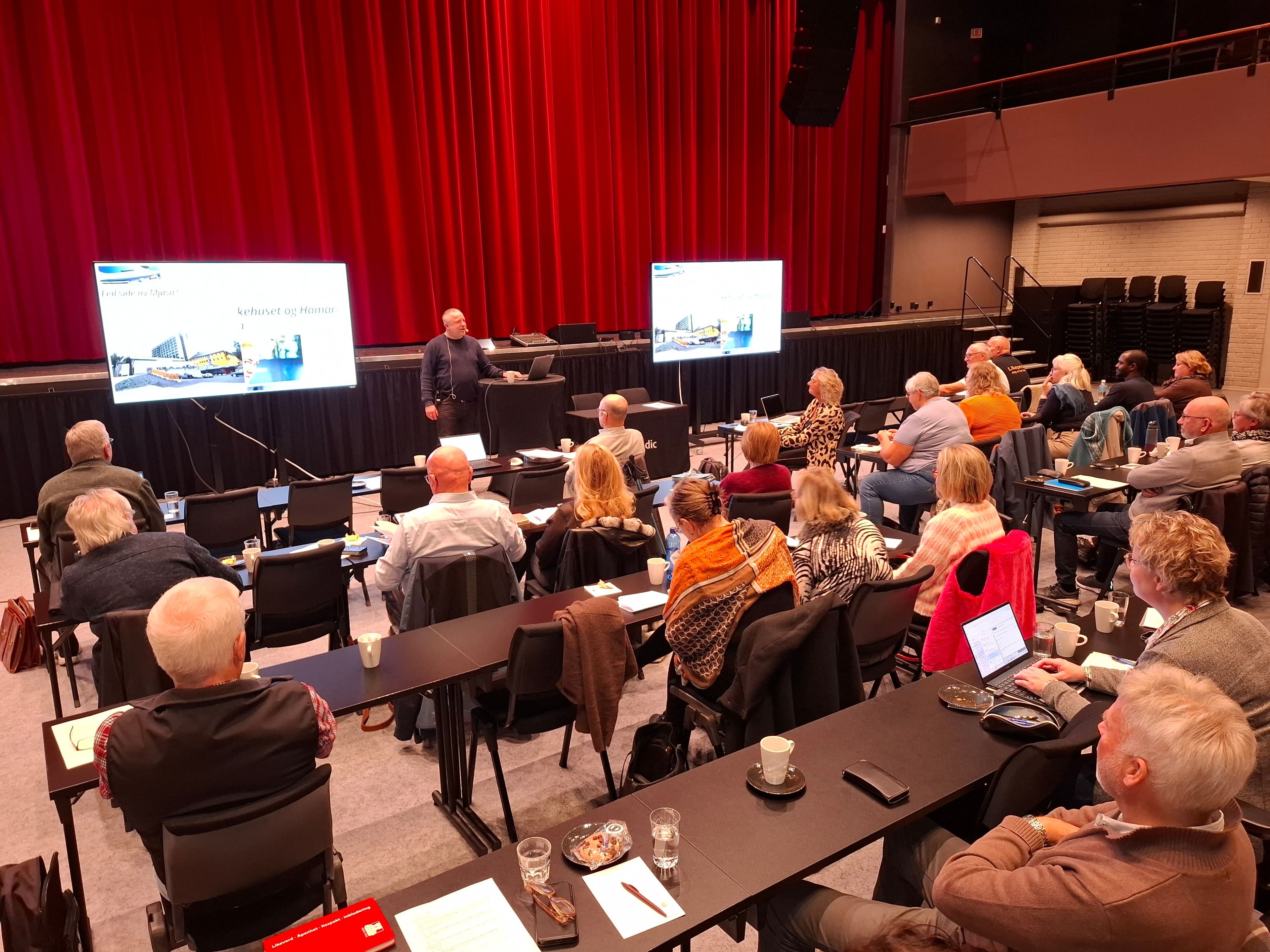 Skole er tema for årets årsmøte, som avholdes 11. april på Hamar.